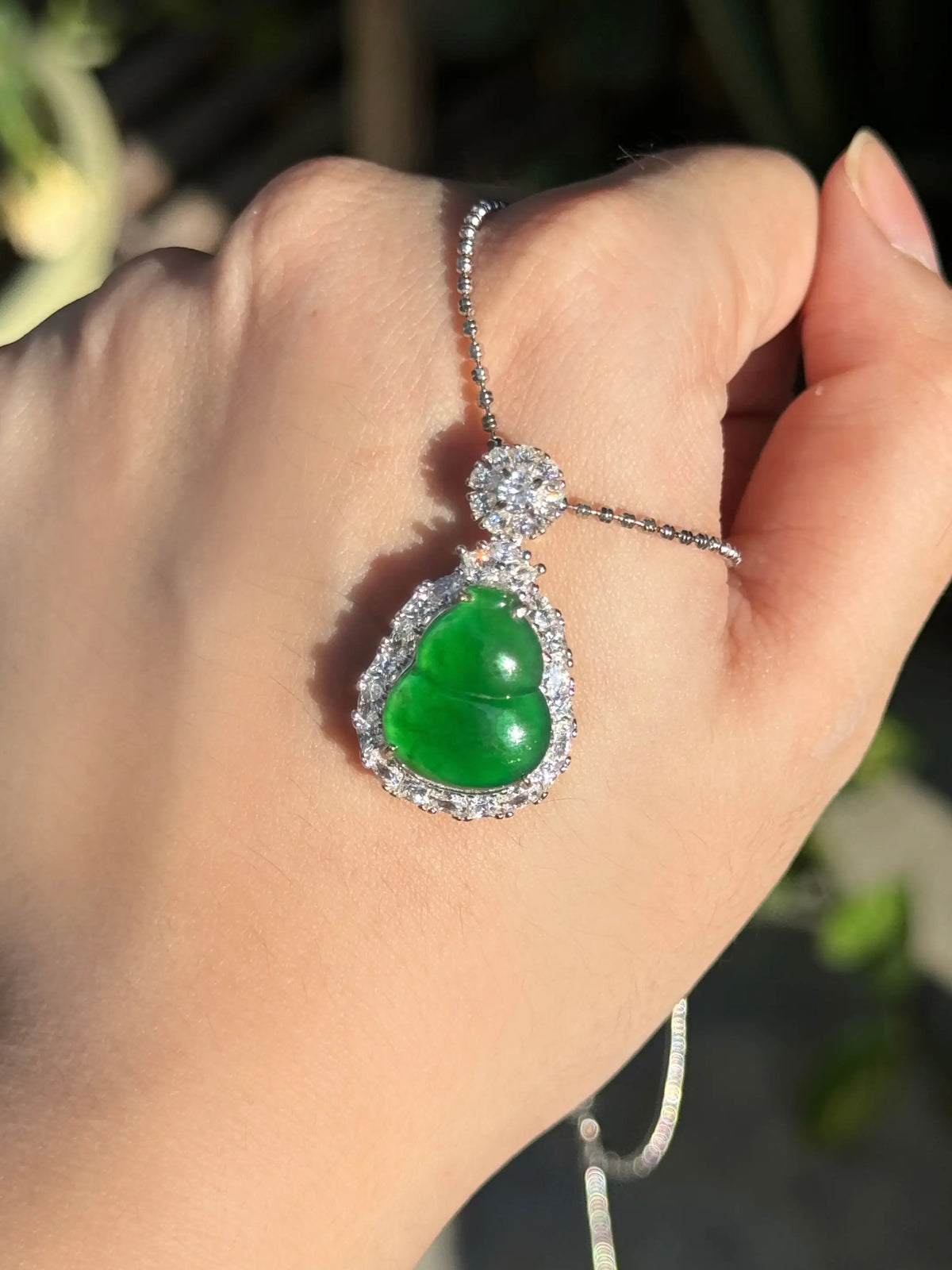 Fortune Calabash — Classic Vivid Green Jadeite Pendant