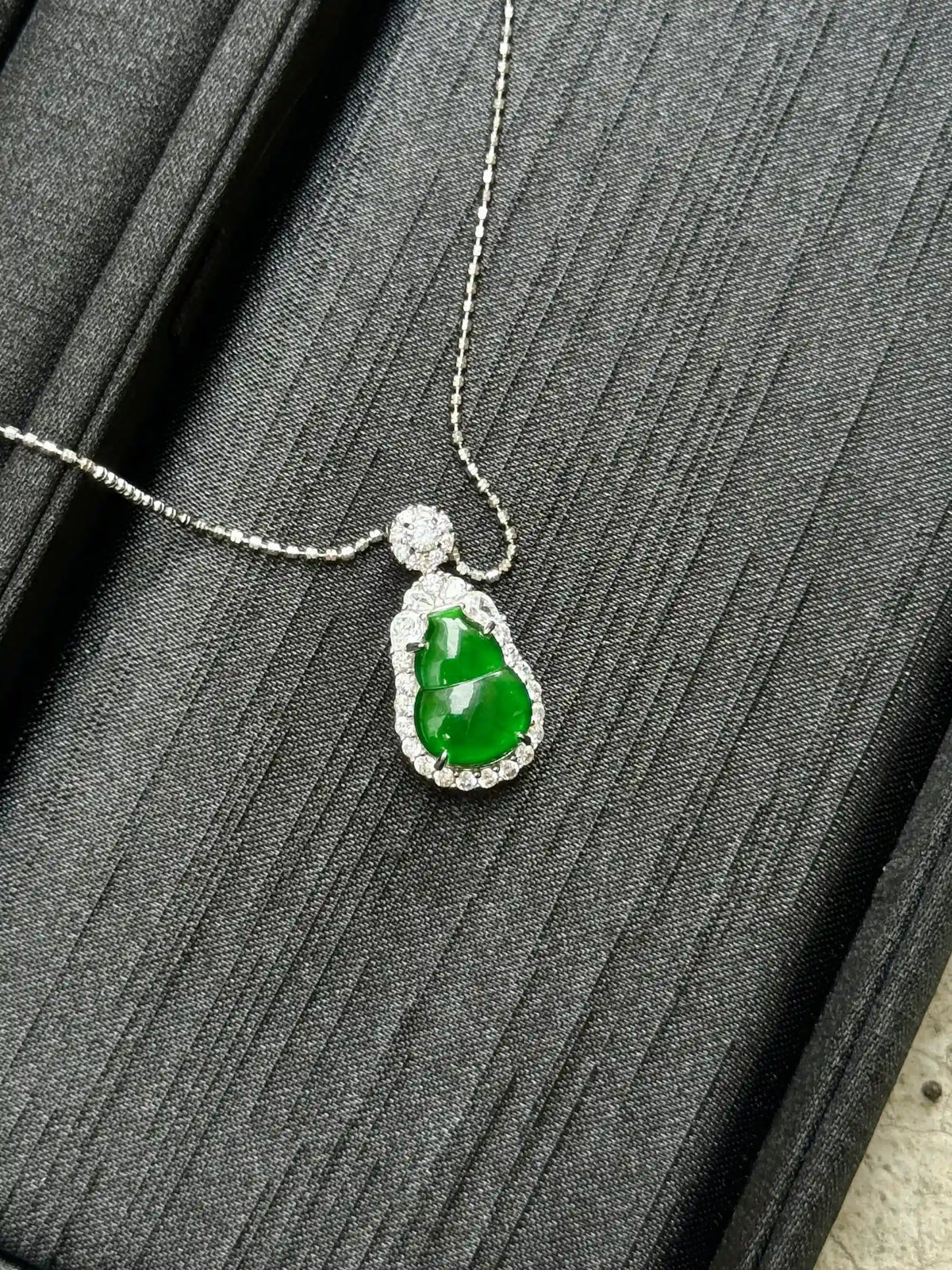 Fortune Calabash — Petite Vivid Green Jadeite Pendant